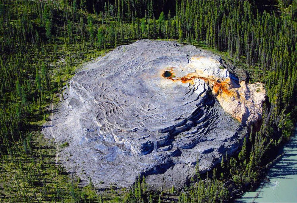 Rabbitkettle Hot Springs Hot Springs Of British Columbia